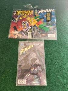 lot 88 image: Batman & Robin - Robin - selection of 3 DC comics - Batman & Robin #2, Robin #21, and Underworld Robin #23 - in sleeves