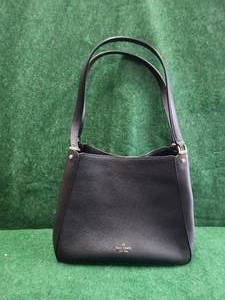 lot 103 image: Kate Spade black purse