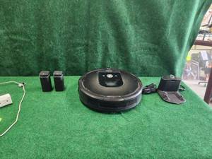 lot 146 image: I-robot vacuum and charging station virtual barrier wall towers