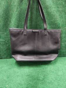 lot 155 image: Rogue industries black leather purse-handbag