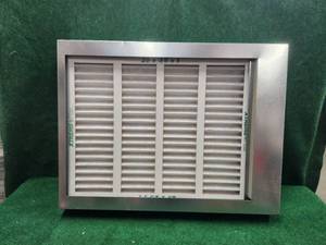lot 159 image: E-Z filter base - model EZ-2025 - 20x25