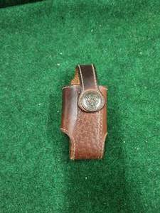 lot 176 image: leather case for belt - Army