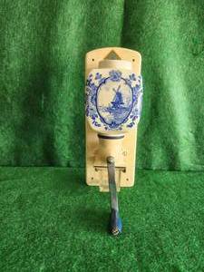 lot 13 image: Vintage De Ve Dutch wall coffee grinder