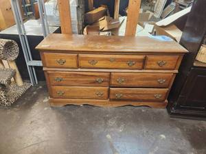 lot 61 image: Dresser