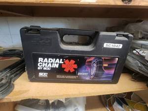 lot 85 image: Radial chains for auto tires