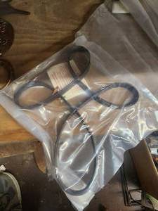lot 88 image: Selection of indoor-outdoor metal pieces - 15