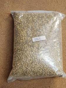 lot 374 image: Generous selection of gold circular links for jewelry making - 4 bags