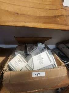 lot 497 image: Box of light bulbs