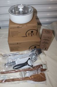 lot 29 image: Unused Pampered Chef Items  1 & 2.5 Qt Insulated Serving Bowl, Rasberry Habanero Sauce and Cooking Utensils