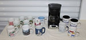 lot 58 image: Personal size Coffee Maker and Collectable Coffee Cups