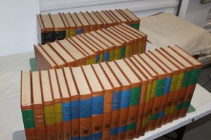 lot 57 image: Classic Hardback Books See Photos for More Information