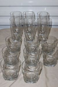 lot 72 image: Beautiful Clear Glass Set 8 Juice Glasses and 6  Tall glasses