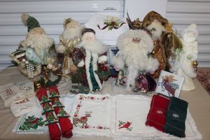 lot 99 image: Vintage Santas, santas from around the world and cross stich deocr and towls