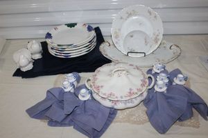 lot 104 image: Miss Matched Plates, Serving Platter and Soup Dish, with Ceramic Napkin Rings