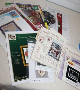 lot 126 image: Large Variety of Cross Stitch and Needlework Patterns