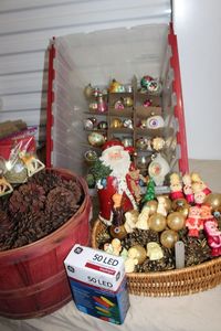 lot 139 image: Christmas Decorations for the Tree, Vintage Christmas Candles, Collection of Pinecones and more.. See Photos