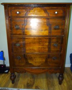 lot 3 image: BIG $ ITEM - ANTIQUE (BURL WALNUT) DRESSER THAT BELONGED TO THE HOME OWNERS GRANDPARENTS (DOVETAIL JOINTS)