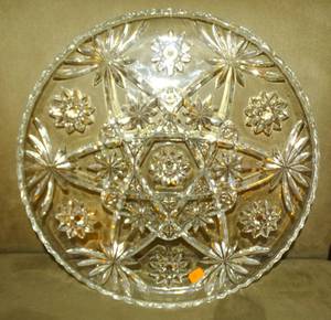 lot 19 image: VINTAGE ANCHOR HOCKING STAR OF DAVID SERVING PLATTER $$