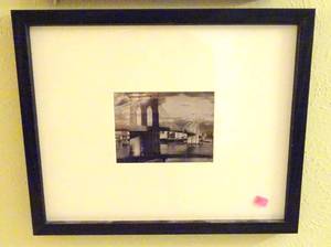 lot 31 image: BROOKLYN BRIDGE BLACK AND WHITE FRAMED PHOTO APPROX 11 X 14