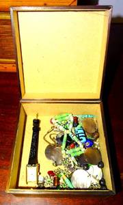lot 84 image: BOX WITH CONTENTS INC VINTAGE PULSAR WATCH AND OTHER JEWELRY - CHECK THE COMPS ON THE WATCH