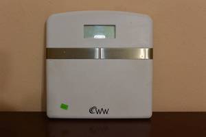 lot 101 image: WORKING WEIGHT WATCHERS SCALE