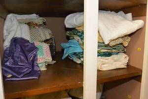 lot 141 image: THE CONTENTS OF THIS SHELF