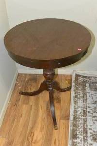 lot 156 image: VINTAGE POSSIBLY MERSMAN DUNCAN ROUND SIDE TABLE $$
