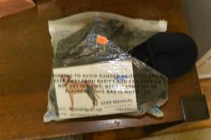 lot 171 image: DOG KNEE BRACE FOR ACL, KNEE CAP DISLOCATION, ARTHRITIS
