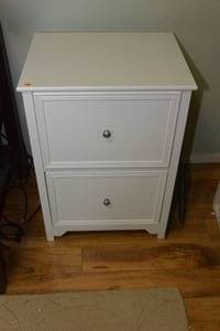 lot 173 image: HOME DECORATOR COLLECTION VERSATILE STYLE BRADSTONE 2 DRAWER WHITE CABINET