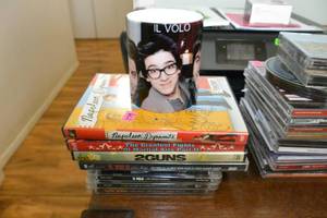 lot 179 image: IL VOLO MUG, IL VOLO CDS, MISC DVDS
