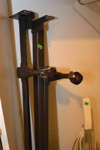 lot 200 image: BED FRAME - LOOKS LIKE FULL SIZE