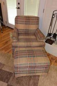 lot 233 image: PLAID PATTERN CUSHIONED CHAIR WITH MATCHING OTTOMAN