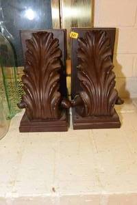 lot 241 image: PAIR OF CARVED WOODEN MOUNTABLE DISPLAY SHELVES