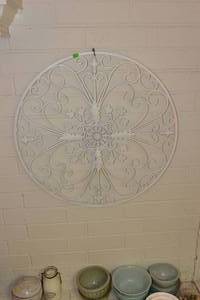 lot 246 image: LARGE ROUND IRON WALL HANGING DECORATION