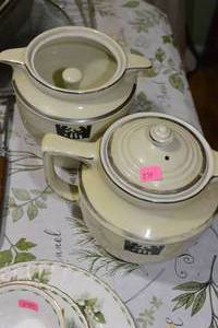 lot 270 image: BIG $ LOT - VINTAGE HALL SUPERIOR QUALITY KITCHENWARE (CHECK COMPS)