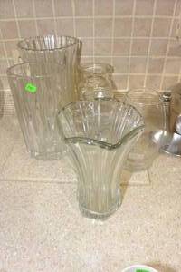 lot 294 image: LOT OF GLASS VASES