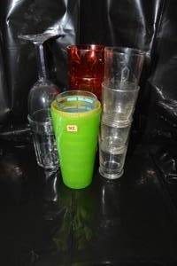 lot 312 image: LOT OF MISCELLANEOUS GLASSES