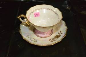 lot 324 image: WALES CHINA TEACUP & SAUCER - BEAUTIFUL PATTERN $$