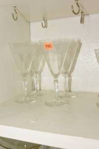 lot 335 image: BIG $ LOT - SET OF 4 FOSTORIA WASHINGTON ETCHED WINE GOBLETS (CHECK COMPS)