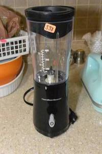 lot 338 image: WORKING HAMILTON BEACH PERSONAL SINGLE SERVE BLENDER (MODEL 51101BA)