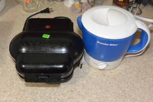 lot 344 image: WORKING PROCTOR SILEX ELECTRIC KETTLE AND SANDWICH PRESS