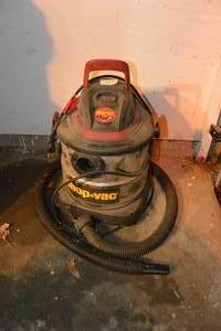 lot 404 image: SHOP VAC BRAND OUTDOOR VACUUM