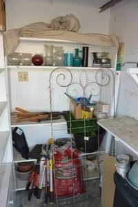 lot 436 image: LARGE 3 SHELF BOOKCASE - CONTENTS NOT INCLUDED
