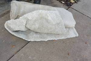 lot 441 image: AMAZON BASICS AREA RUG 7 10 X 9 10