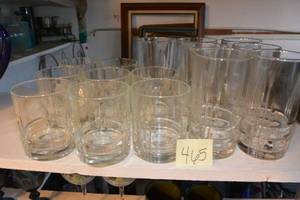 lot 465 image: LARGE LOT OF MATCHING GLASSES - 7 TALL AND 8 SHORT