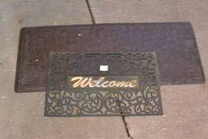 lot 477 image: WELCOME MAT AND ANTI FATIGUE KITCHEN MAT