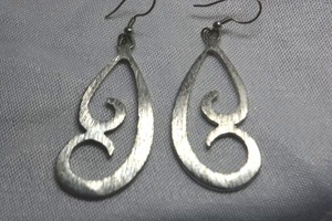 lot 18 image: French curve swirl vintage ear wire earrings with brushed finish. 3L