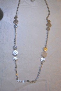 lot 31 image: Hammered flat desc modernist style necklace. 34L with 3 extension. Lobster clasp.