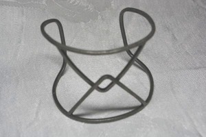 lot 59 image: Modernist open cage style cuff bracelet. 2W