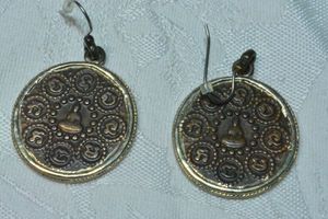 lot 146 image: Industrial copper & brass Chakra disc ear wire earrings. 2L